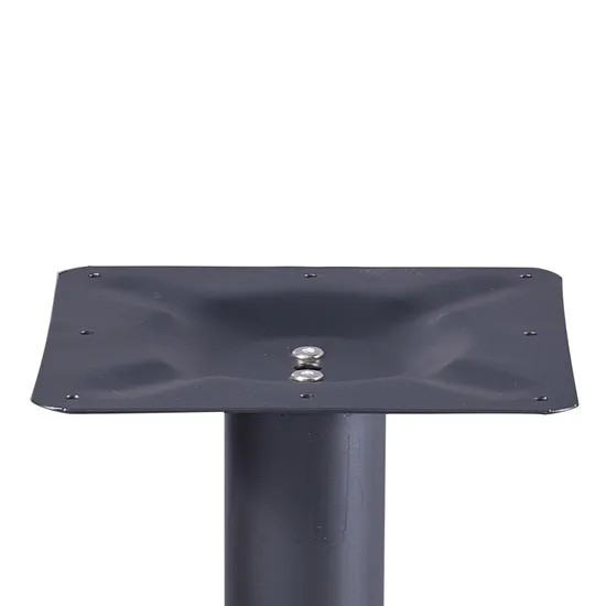 dining table with turned legs