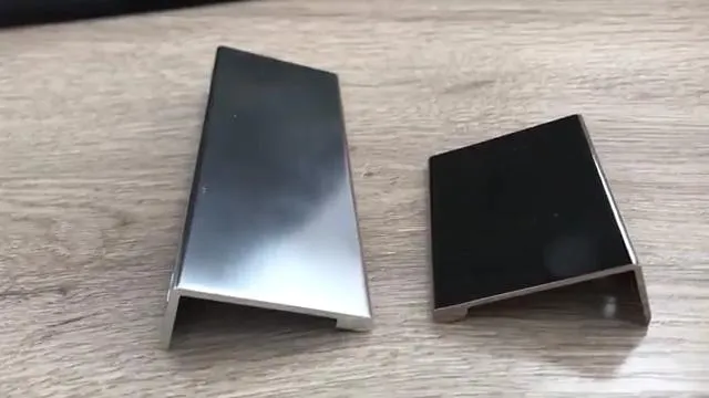 Bedroom Furniture Hardware Aluminum Alloy Chrome Kitchen Cabinet Drawer Edge Pull Handle