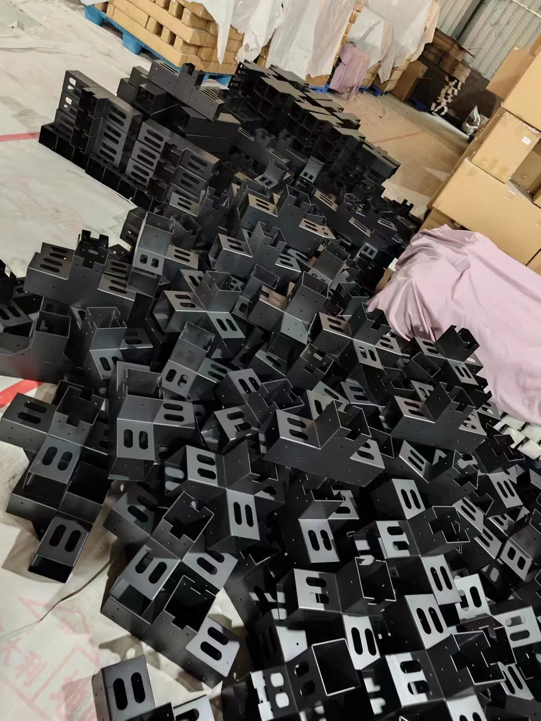 4X4 Ss 3-Way Right Corner Pergola Bracket with 4 Flange Anchors