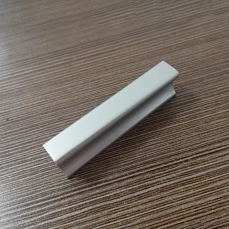 Furniture Hardware Aluminum Kitchen Cabinet Door Handle 64mm Silver Drawer Pull Handle